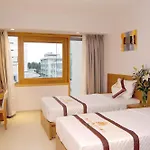 Holiday Hotel