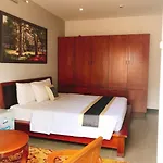 Blue Sky Hotel