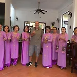 Pink Lotus Hotel Hue