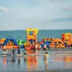 Canary Gold Hotel Quy Nhon - Beachfront - Iconic Location