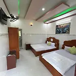 Nha Nghi Viet Thang