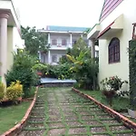 Ha Nga Bungalow