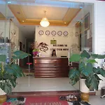 Long Chau Hotel