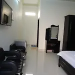 Phuong Tay Guest House