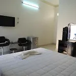 Phuong Tay Guest House