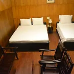 White Lion 2 Hotel