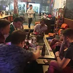 Halong Happy Hostel (Adults Only)