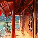 Phong Nha River House