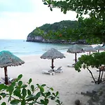 Cat Ba Beach Resort