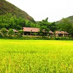 Sol Bungalows