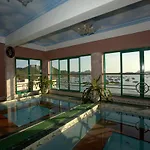 Cat Ba Princes Hotel