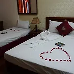 Hanoi Golden Moon Guest House