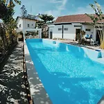 Sea Living Hostel