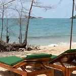 Gold Sand Beach Bungalow