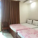 Lan Huong Hotel