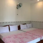 Lan Huong Hotel