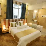 Thuy Sakura Hotel & Serviced Apartment