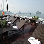 Royal Heritage Cruise