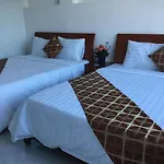 Win Win Hotel