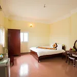 Green Lotus Hotel