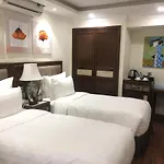Paris Boutique Hotel Sapa