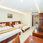 Vinh Hoang Hotel