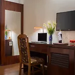 Aontel Grand