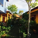 Aroma Spa & Bungalows
