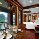 Paradise Peak Cruise