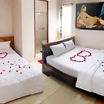 Ban Mai Hotel 66