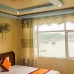 Thu Ha Hotel