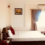 Nam Long Plus Hotel