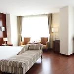 Nesta Hotel Ha Noi