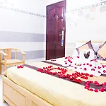 Khách Sạn Flower Sky Nha Trang