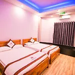 Sunny Hotel