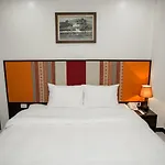 khách sạn max boutique