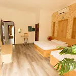 Thuan Hoa Hotel