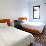 Long Hotel