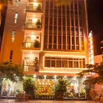 Dong Nam Hotel
