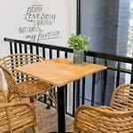 Sea Vista Boutique Hotel & Apartment