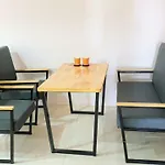 B Stay Hotel