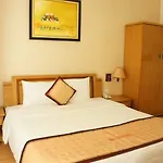 Cherry Hotel 2