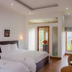 Khách sạn Giai Điệu