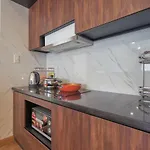 Bunhomestay Spacious 4 Bedroom City&Sea View 1 Min Walk To Sea