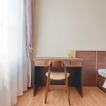 Bunhomestay Spacious 4 Bedroom City&Sea View 1 Min Walk To Sea