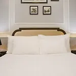 Khách sạn La Palm