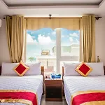 Aris Hotel
