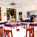 Van Hai Halong Hotel