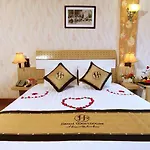 Hanoi House Hostel & Travel