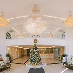 Vincent Halong Hotel
